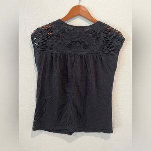 Lucky Black flowy crocheted sleeveless top size small